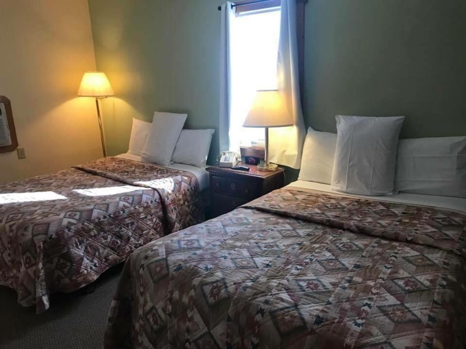 Cornwallville Gavin'S Iris H Country Inn מראה חיצוני תמונה
